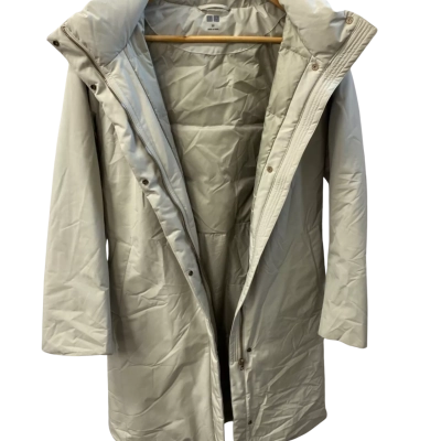 Uni qlo Mens  Size XS Puffer Green / Khaki 
