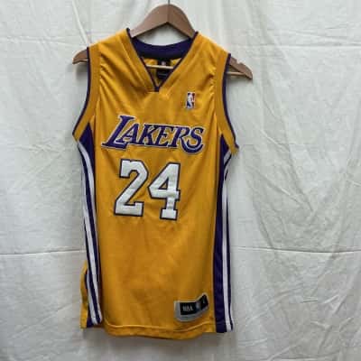 NBA Mens  Size L “Lakers Bryant #24” Yellow 