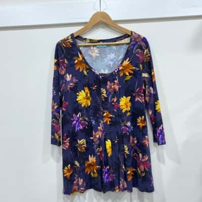 Blue Illusion Womens  Size  2 L 3/4 Sleeve Shirt Floral 