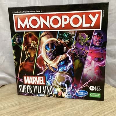 Marvel Super Villains Monopoly Set Game - New in Box
