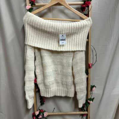Womens Cotton On Fluffy Off-shoulder Top Size S RRP $49.99 