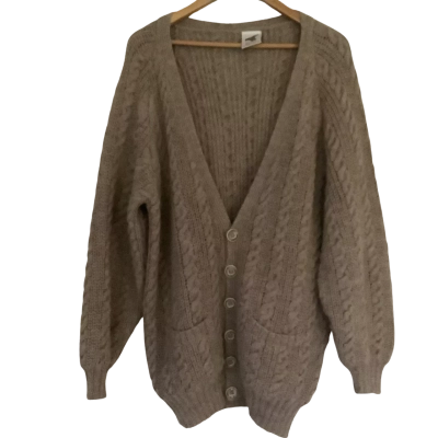 Vintage* Bonz.  Hand Made in Australia.  Pure Alpaca Cable Knit Oversize Cardigan.  Size M 