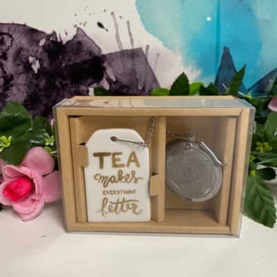 Tea infuser in box New