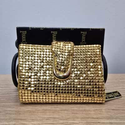 Park Lane Vintage Mesh Key Holder 