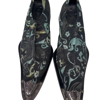  Mens  Size 44 Pointed toe shoes 