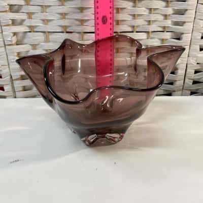 glass sculpture bowl