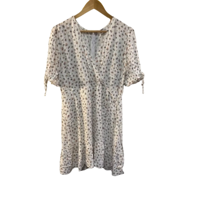 BNWT Tokito Womens  Size 16 Floral / White Dress RRP $79.95