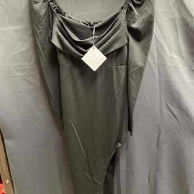 Winnie & Co Womens  Size 6 Black Dress