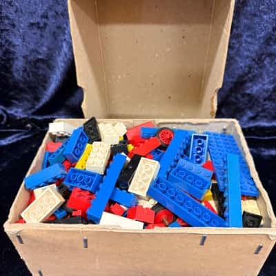 Vintage Lego.  700g.  As Donated 
