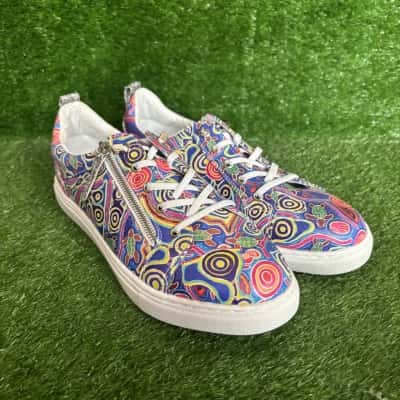 Taking Shape Ngawayu Multi Sneakers Size 42
