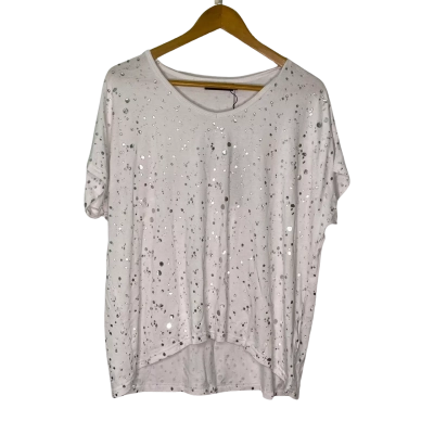  Womens  Size S T-shirts Silver / White 