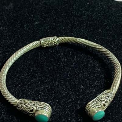 SILVER FLEXI-HINGED TWISTED CUFF BANGLE WITH ENAMEL