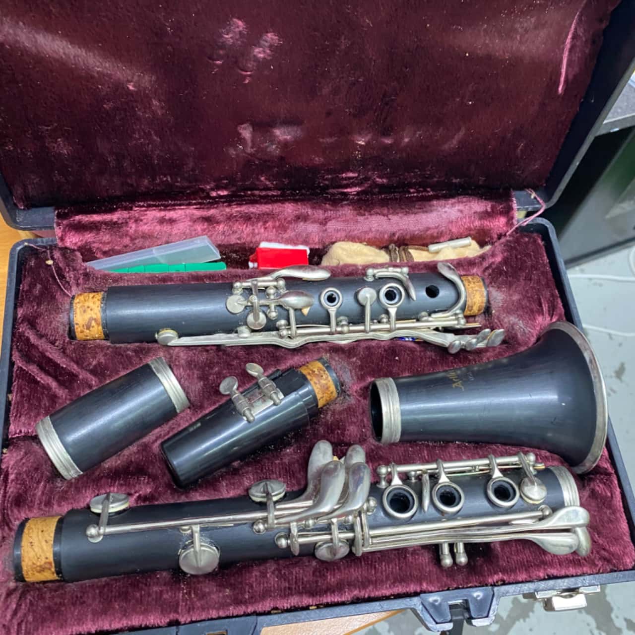 ARTLEY WITH HARD CASE 17S and paper work