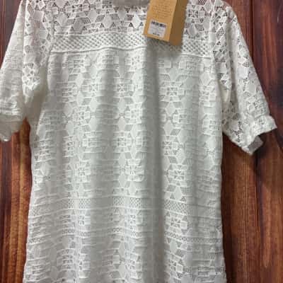 Liz Jordan Size M White lace look top new 