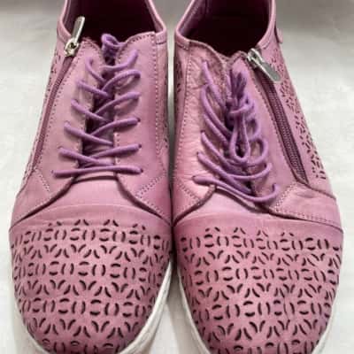 Cabello Women's  Size 42 Loafers Purple 