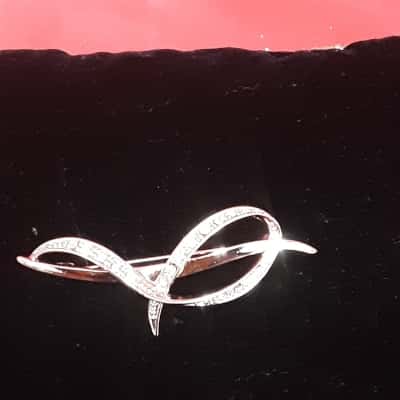   Rose Gold tone wave swirl rhinestone brooch