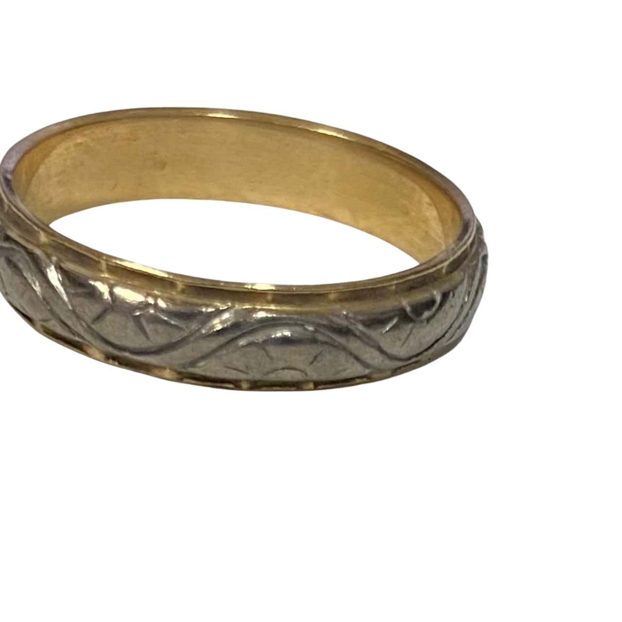 18ct Gold ring stamped J&HM(s)