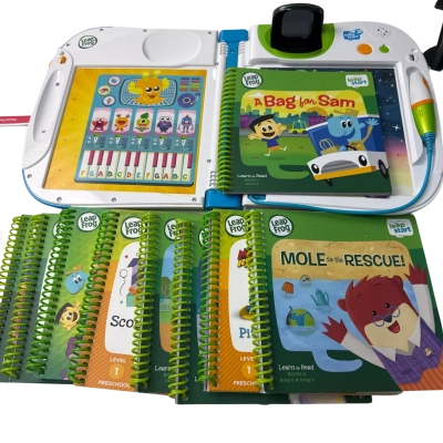 Leapfrog Leapstart 3D with 9 books