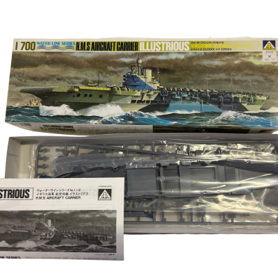 Aoshima 1/700 waterline series hms aircraft carrier illustrious model