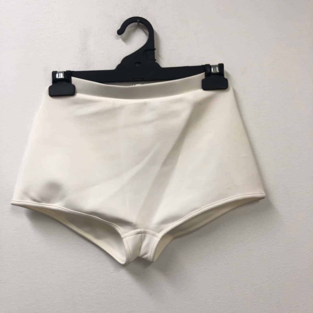 Lioness Womens Shorts Size S White (s)