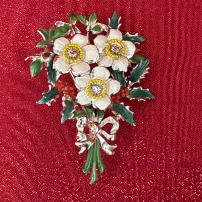  Women's W.A.P. Watson Vintage Exquiste Christmas Brooch 1950's - 1970's