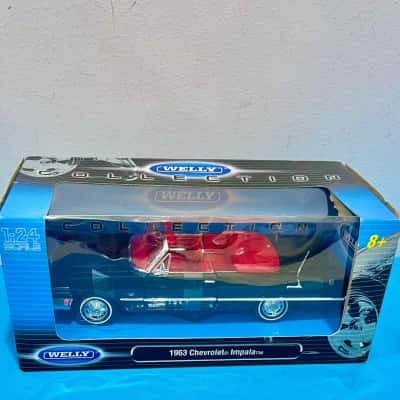 BNWOT Welly Diecast 1963 Chevrolat Impala Car 