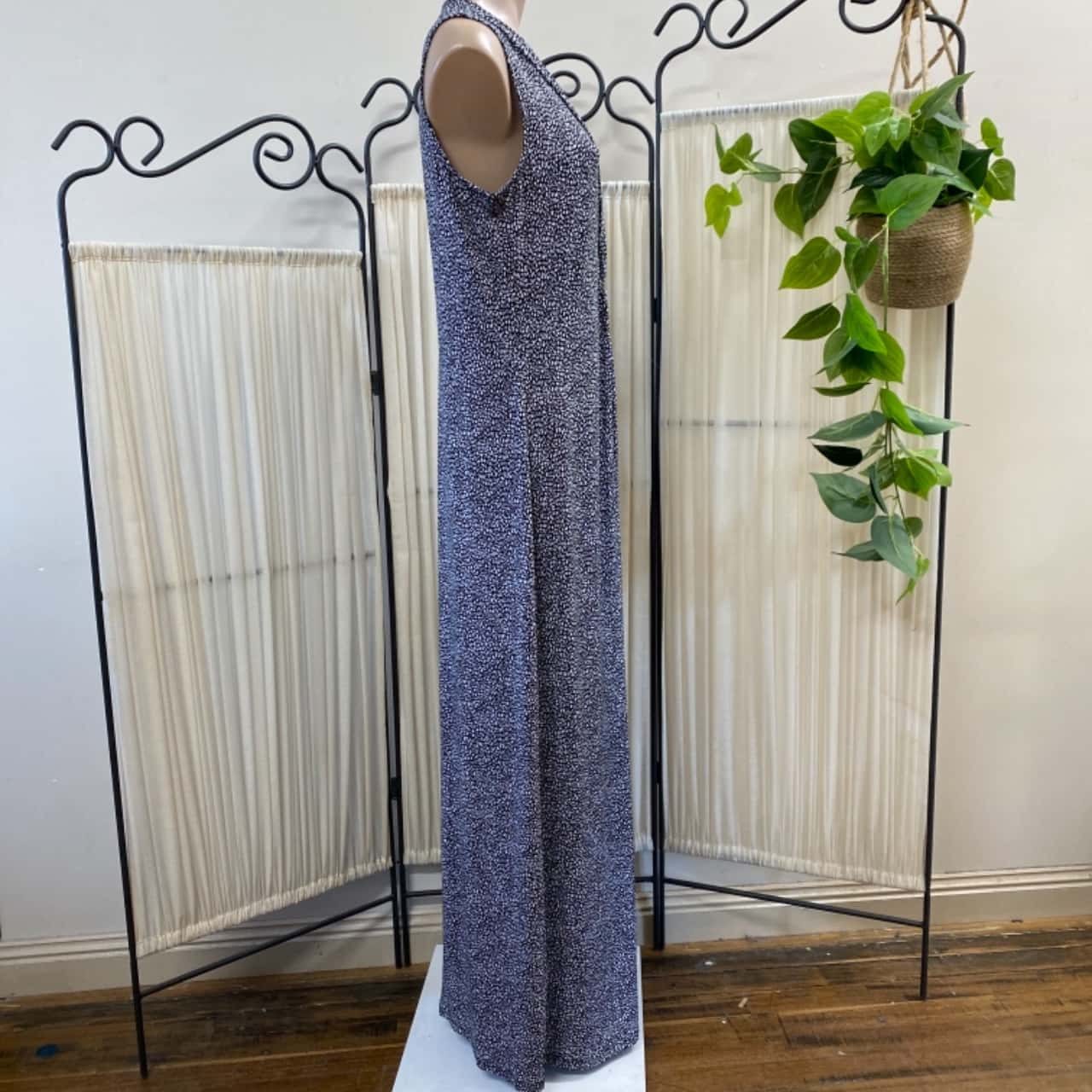 wlane women's clothes