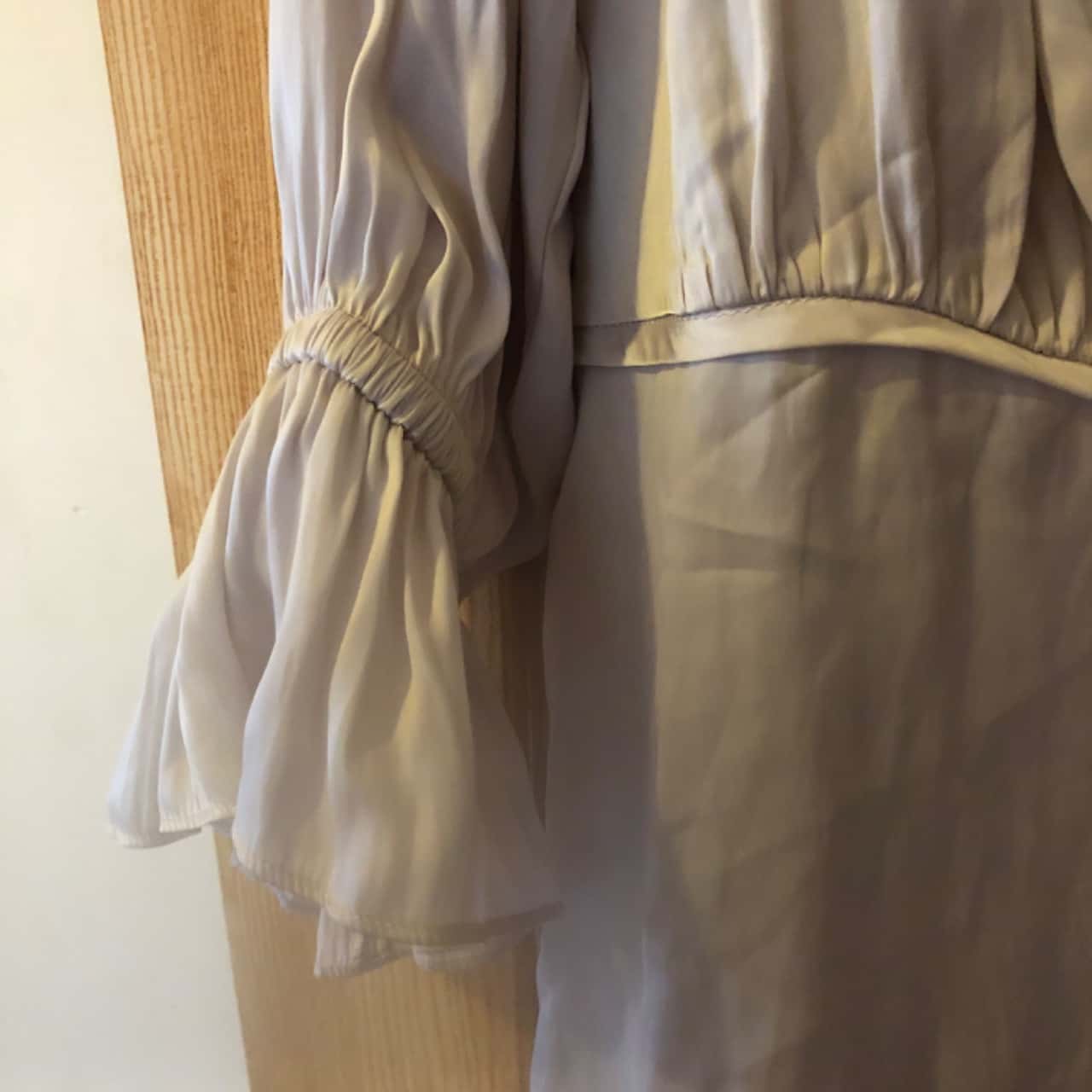 Morrison Size 4 Blouse Beige with Ruffles(s)