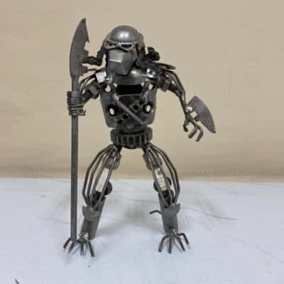 Scrap metal Yautja Predator