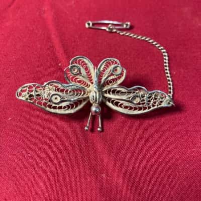  Women's Vintage Silver Tone Filigree Butterfly Brooch 