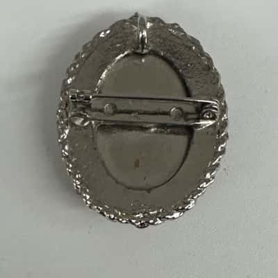  Womens Brooch Black  / Silver Bird