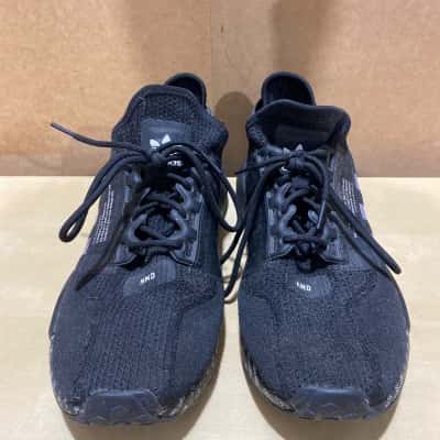 Adidas NMD Mens  Size 10 Sneakers Black  