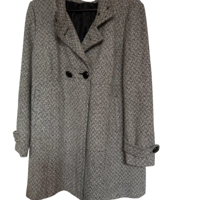 Portmans Womens  Size 14 Winter Coat Black  / Pattern / White 