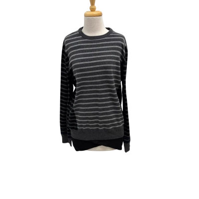 Jag Long Sleeve Crew Neck Jumper.  Size L.  New with tags