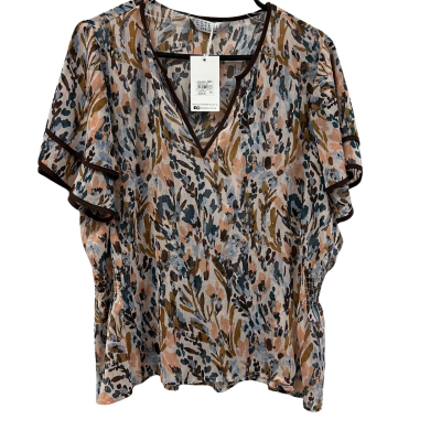 ESTELLE LOVELY SHEER TOP. SIZE 16