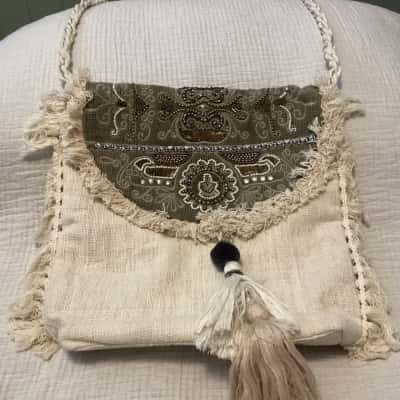  Womens beaded Shoulder Bag Brown / Cream / Green / White 