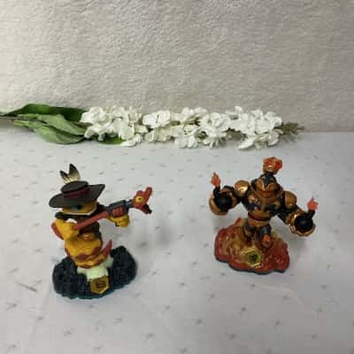 ActiVision Skylanders SWAP Force Blast Zone and Fire Kraken Figures