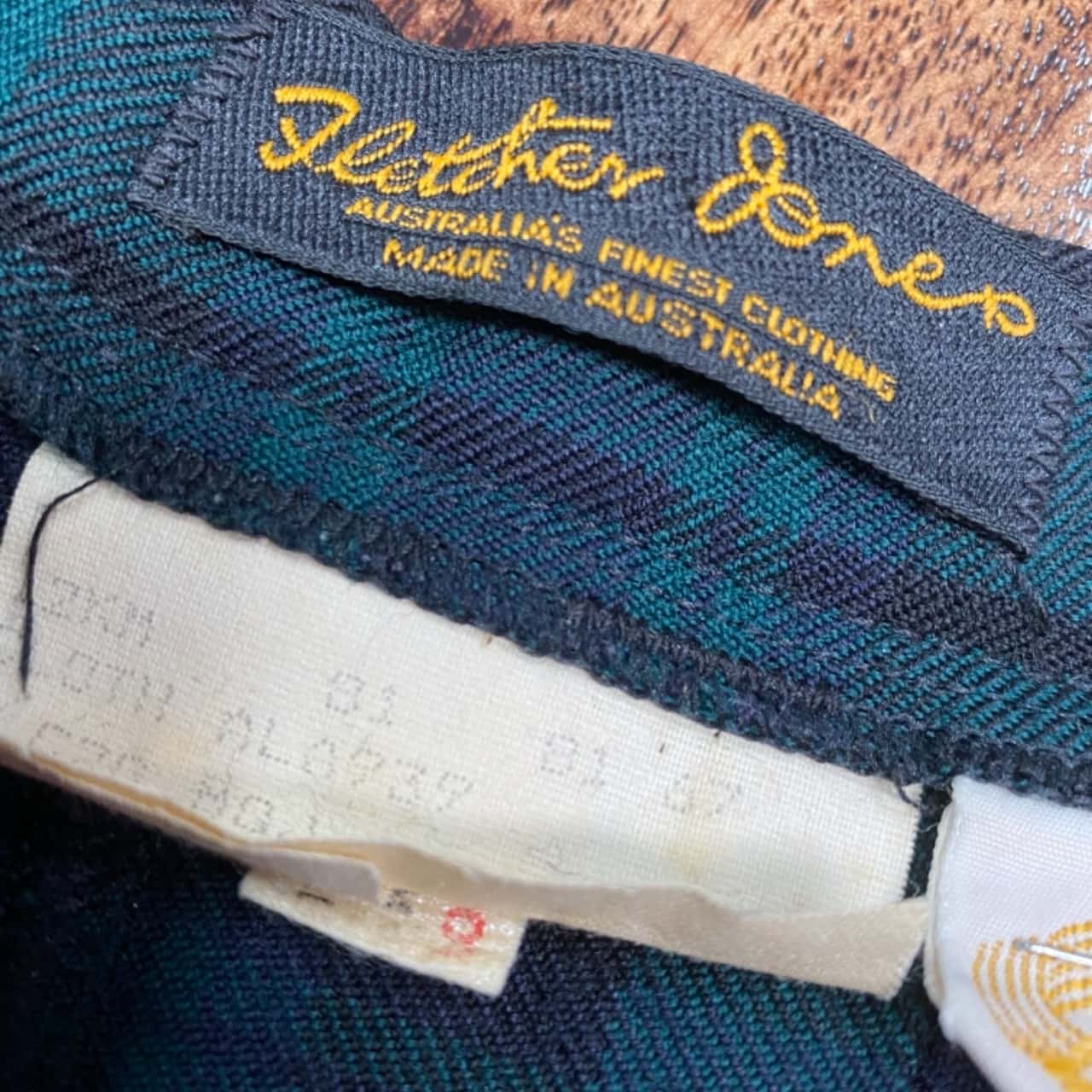 Wool tartan Fletcher Jones Womens kilt size 1012(s)