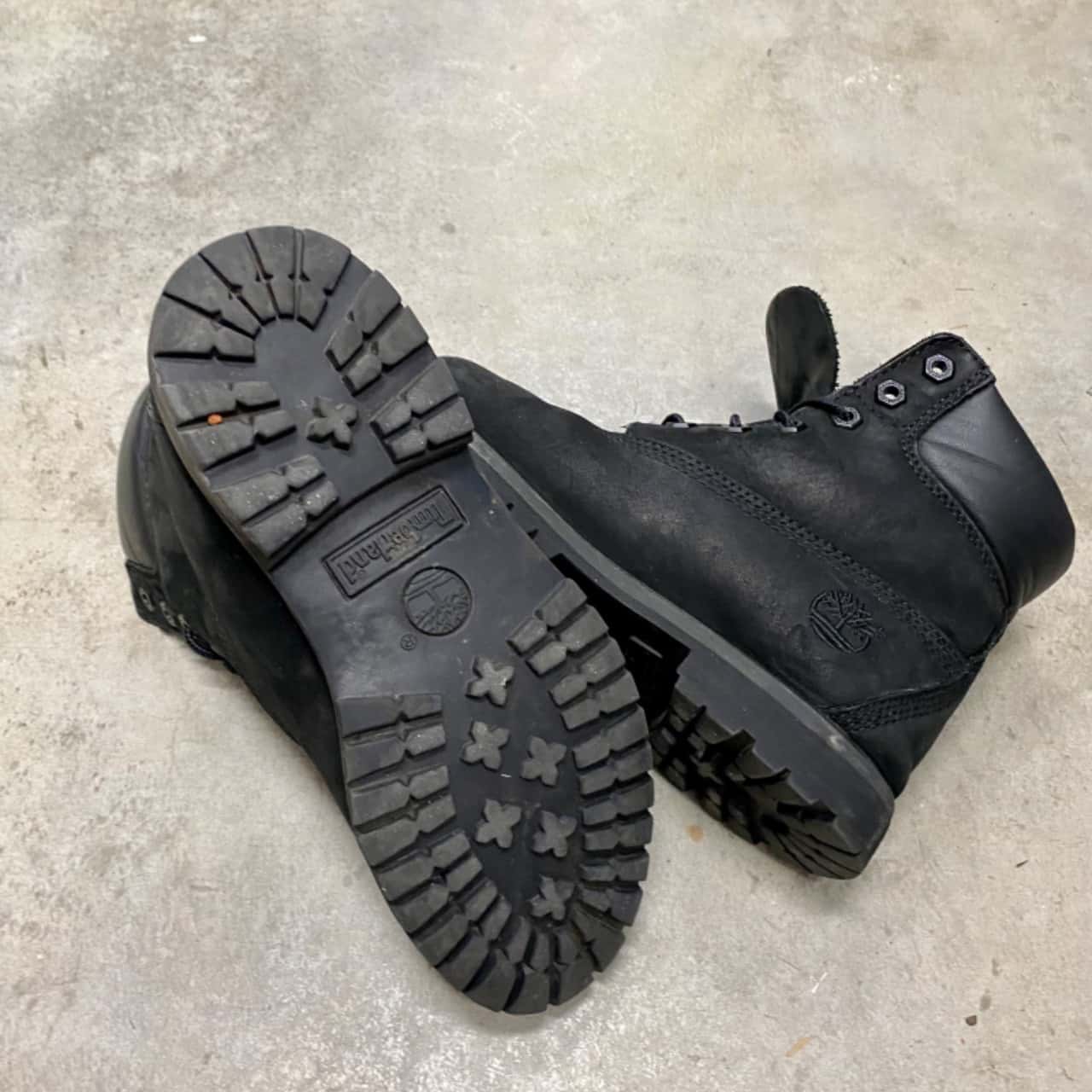 REDUCED LAST CHANCE Timberland Women's Leather Boots Size 6W Black