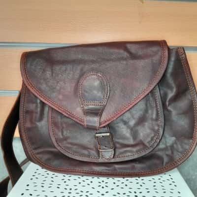 Leather Cross Body Bag / Messenger Bag Brown 