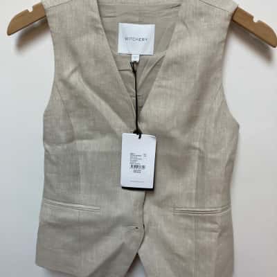Witchery Womens  Size 6 Beige vest