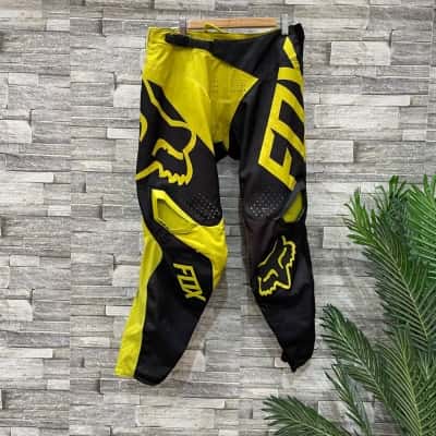 Fox Racing Mens  Size 34 Black  / Yellow 