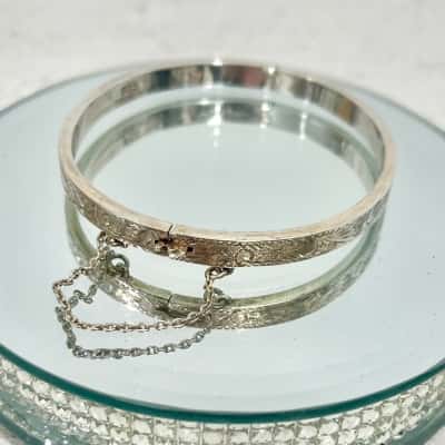 Vintage 925 Sterling Etched Bangle 