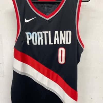 Portland NBA Mens  Size XL Jersey Black  / Red / White 