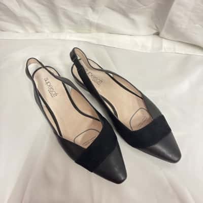 Diana Ferrari Supersoft Womens  Size 9 Flats Black  