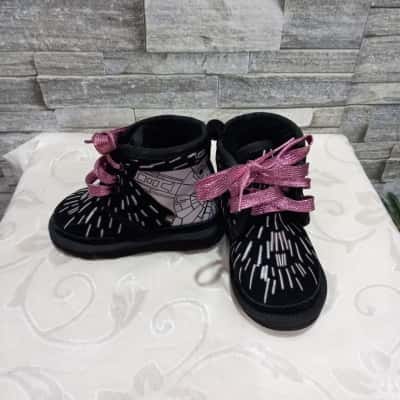 Star Wars UGG Kids Boots pink laces