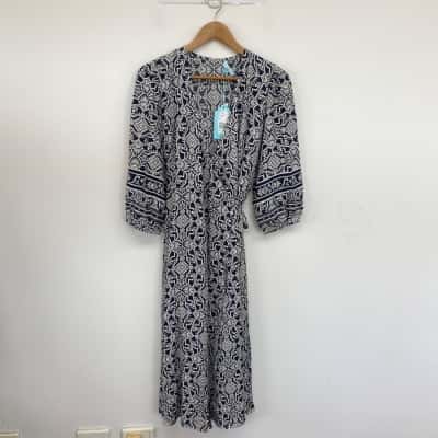 Blue Illusion Navy Blue Pattern Long Sleeve Wrap Midi Dress  Size S 