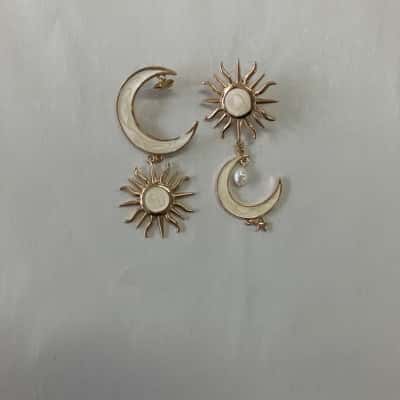 Lovisa Women’s Gold Toned Celestial Marble Drop Earrings