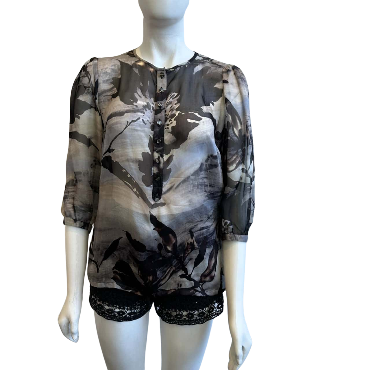 Table Eight Women's Size 12 100 Silk Short Sleeve Sheer Blouse Black