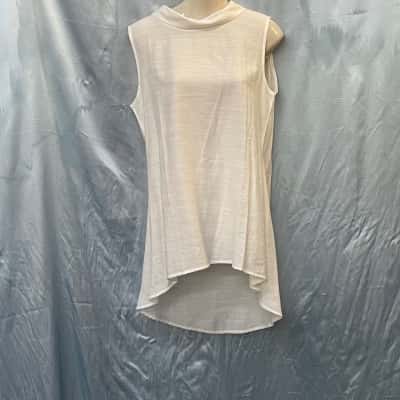 Serafina Womens  Size S Sleeveless Top White 